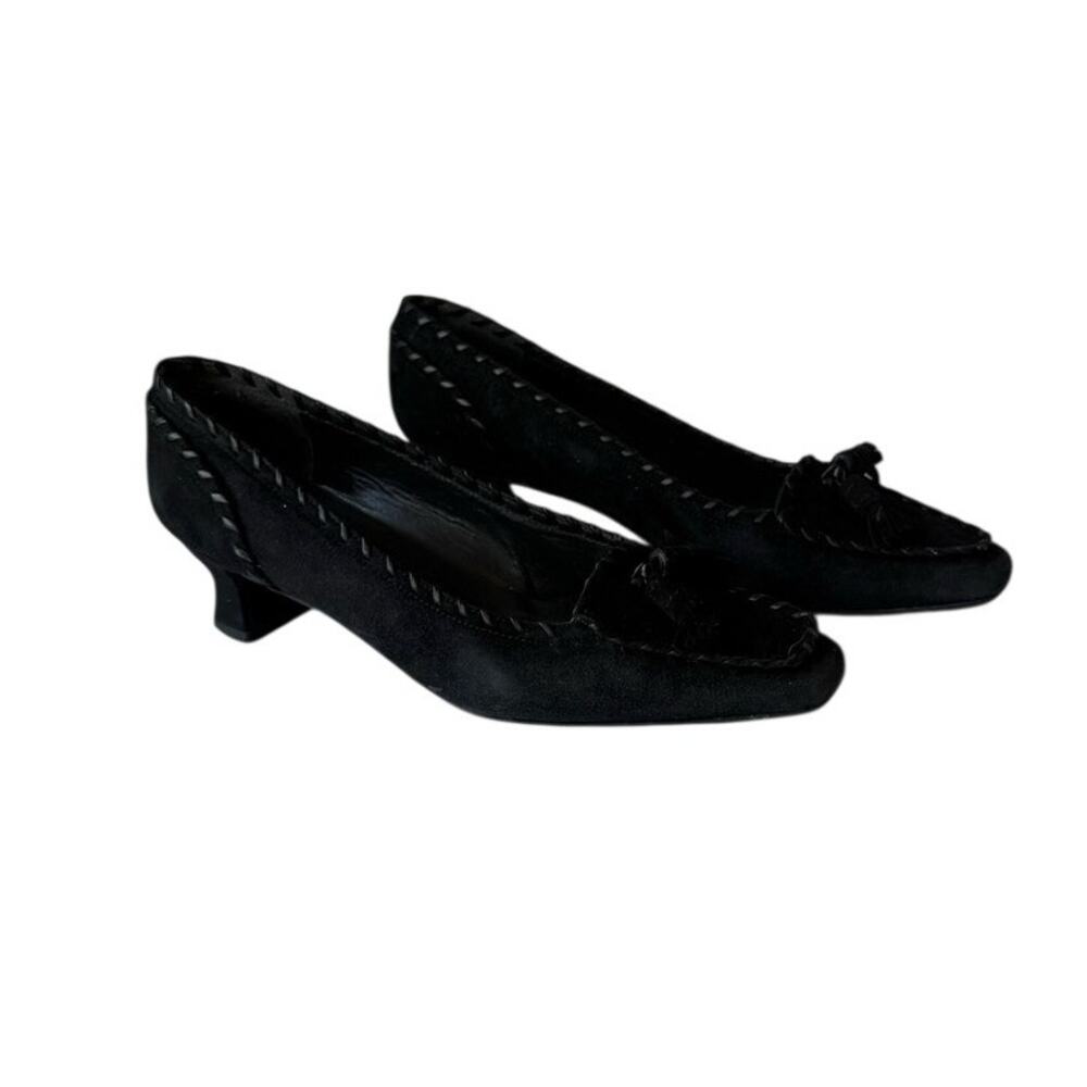 Stuart Weitzman Black Suede Tassel Whipstitch Low Heel Pumps Sz 6